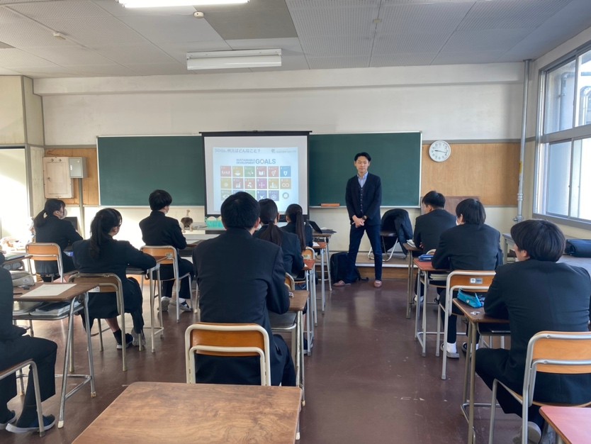 徳山商工高校でカーボンニュートラル・SDGsについての環境授業を行いましたイメージ