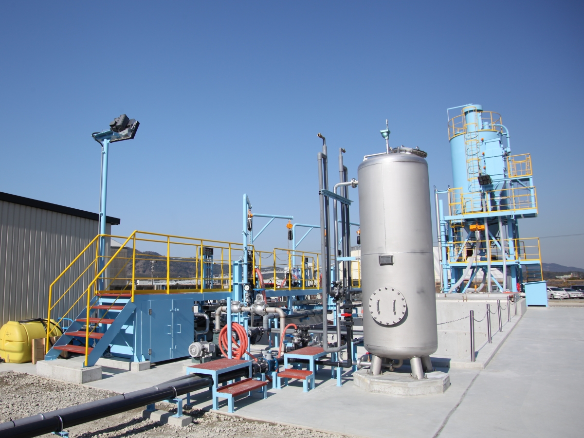 【作業事例紹介】廃油を「燃やさず再生」へ──吸引から処理までワンストップ対応（リライフ）イメージ